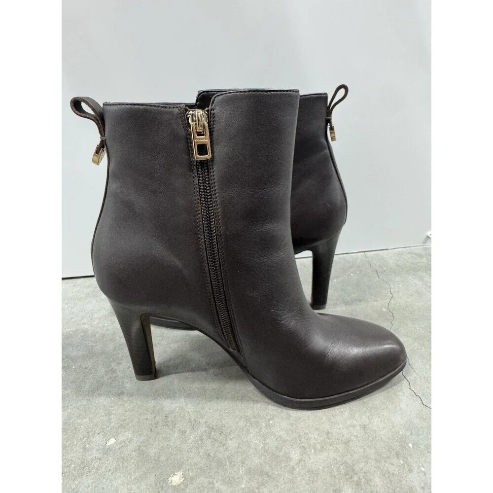 Coach Jemma SOFT CALF Size 9M Color Chestnut